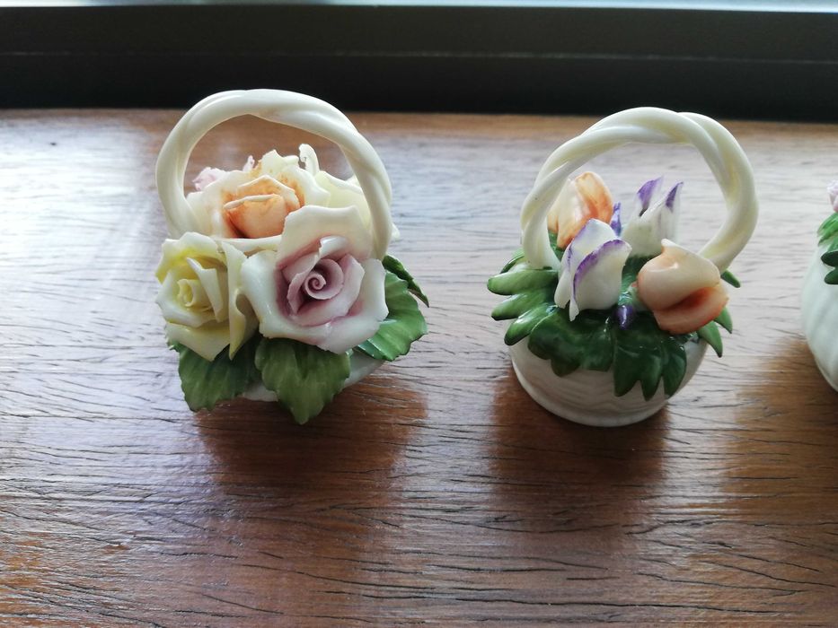 Capodimonte Porcelana Italiana - Cestos Flores