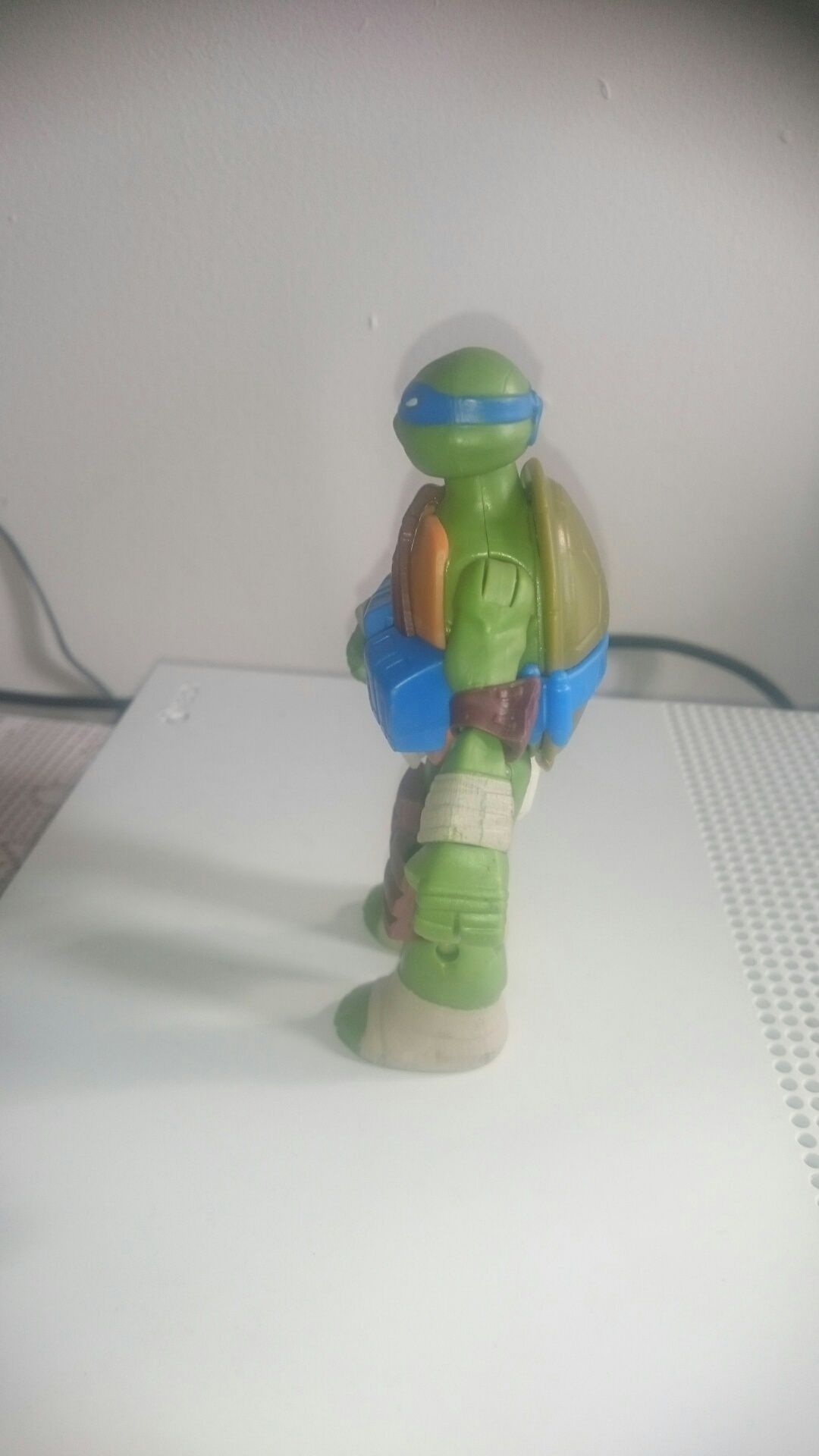 Figurka turtles Leonardo 11cm podrzucę na terenie Warszawy