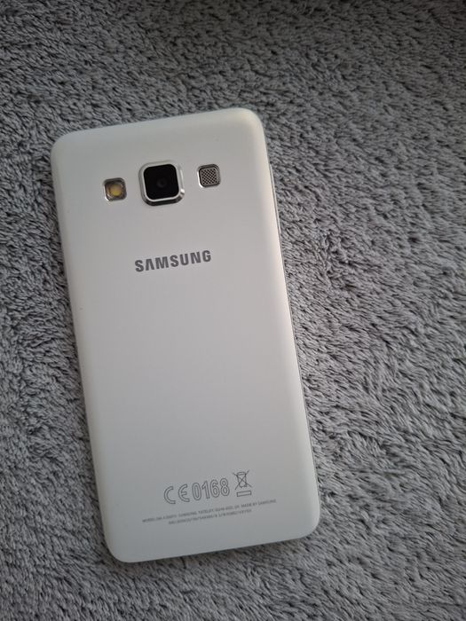 Samsung A3 SM-A300FU pearl white