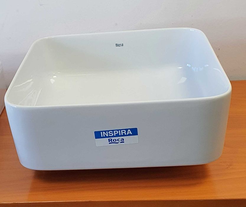 Vendo Lavatório de Bancada  assentar da Roca 370x370x140 mm branco