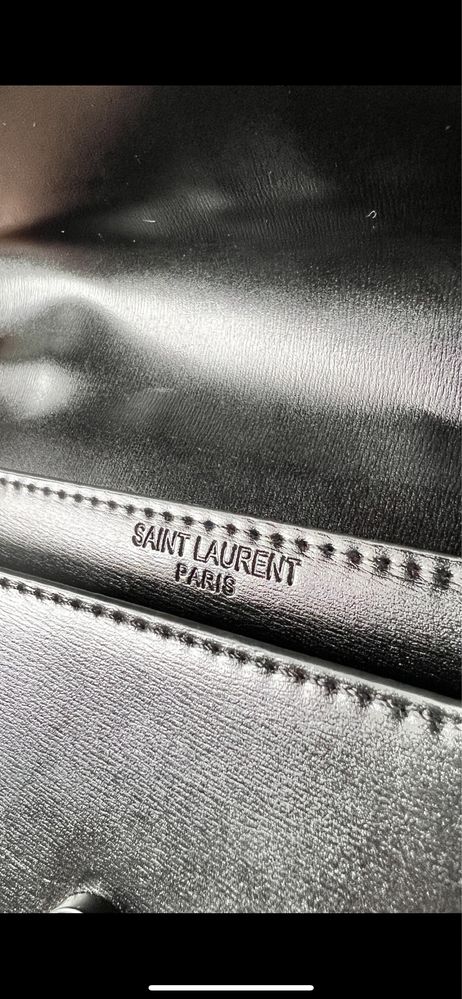 Шкіряна жіноча сумка Yves Saint Laurent