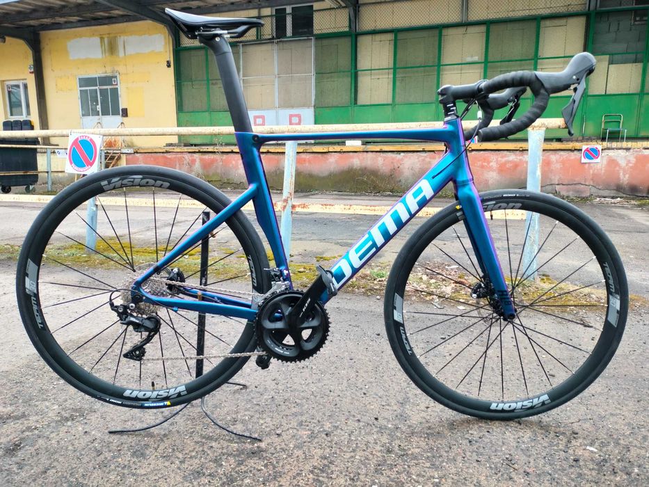 Rower Dema Leony 8 Szosa Aero Shimano 105