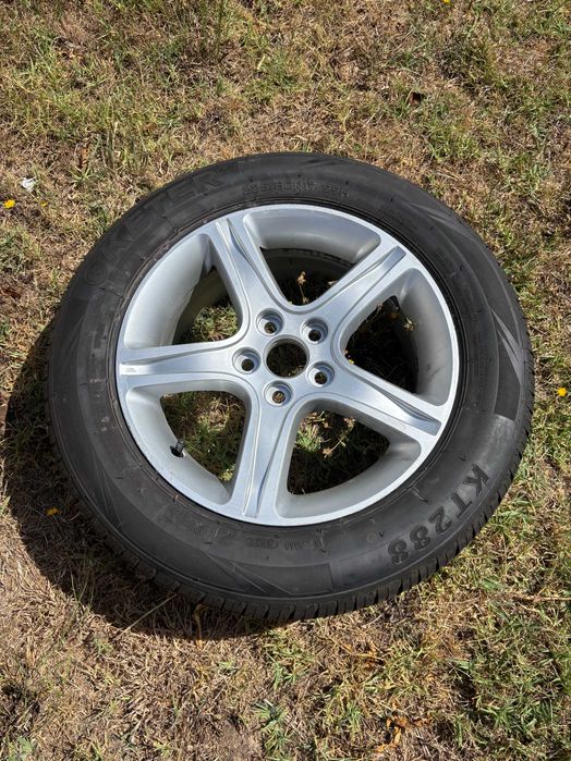Conjunto de jantes e pneus 7x17 5x114.3