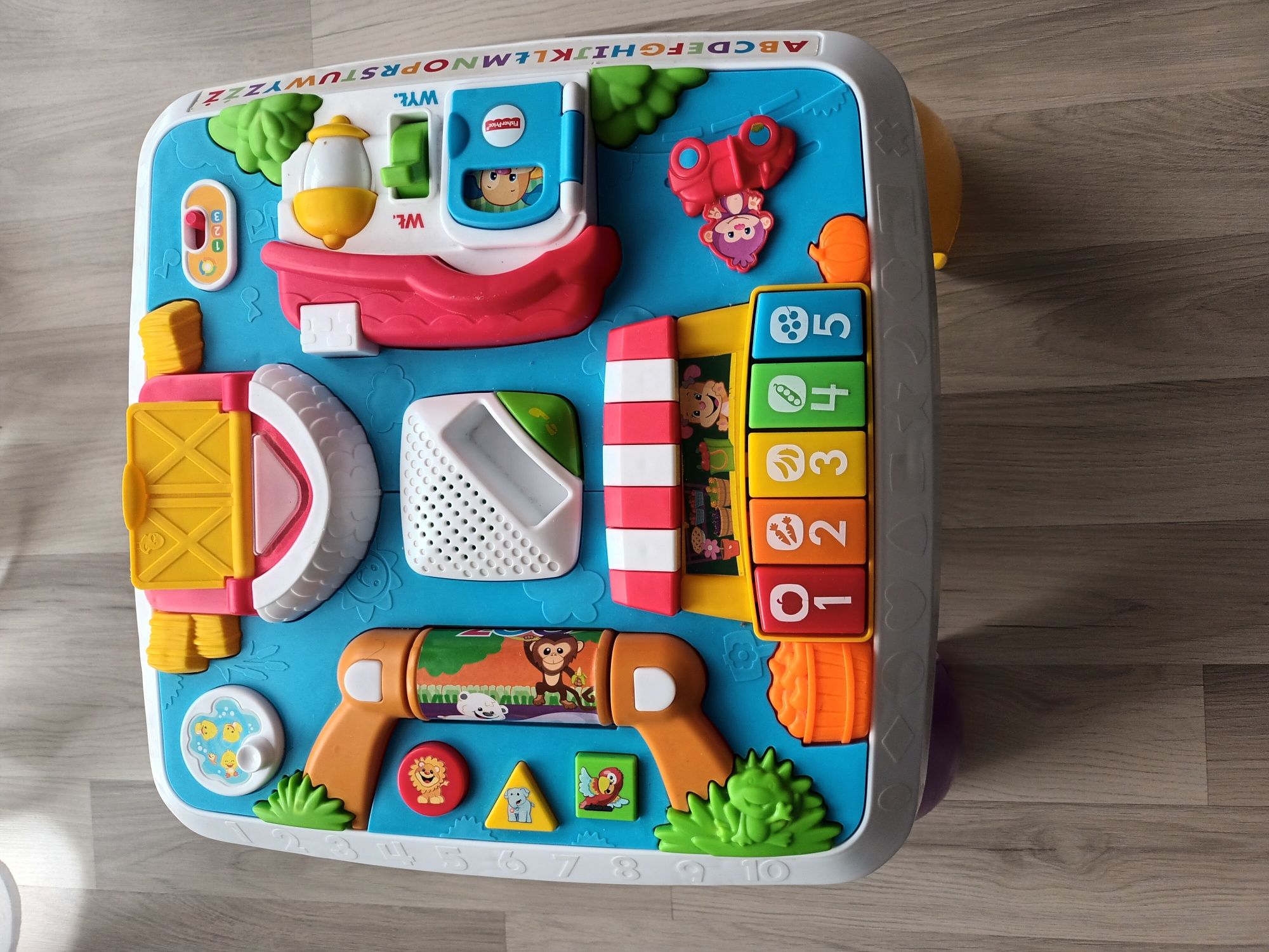 Stolik interaktywny Fisher Price