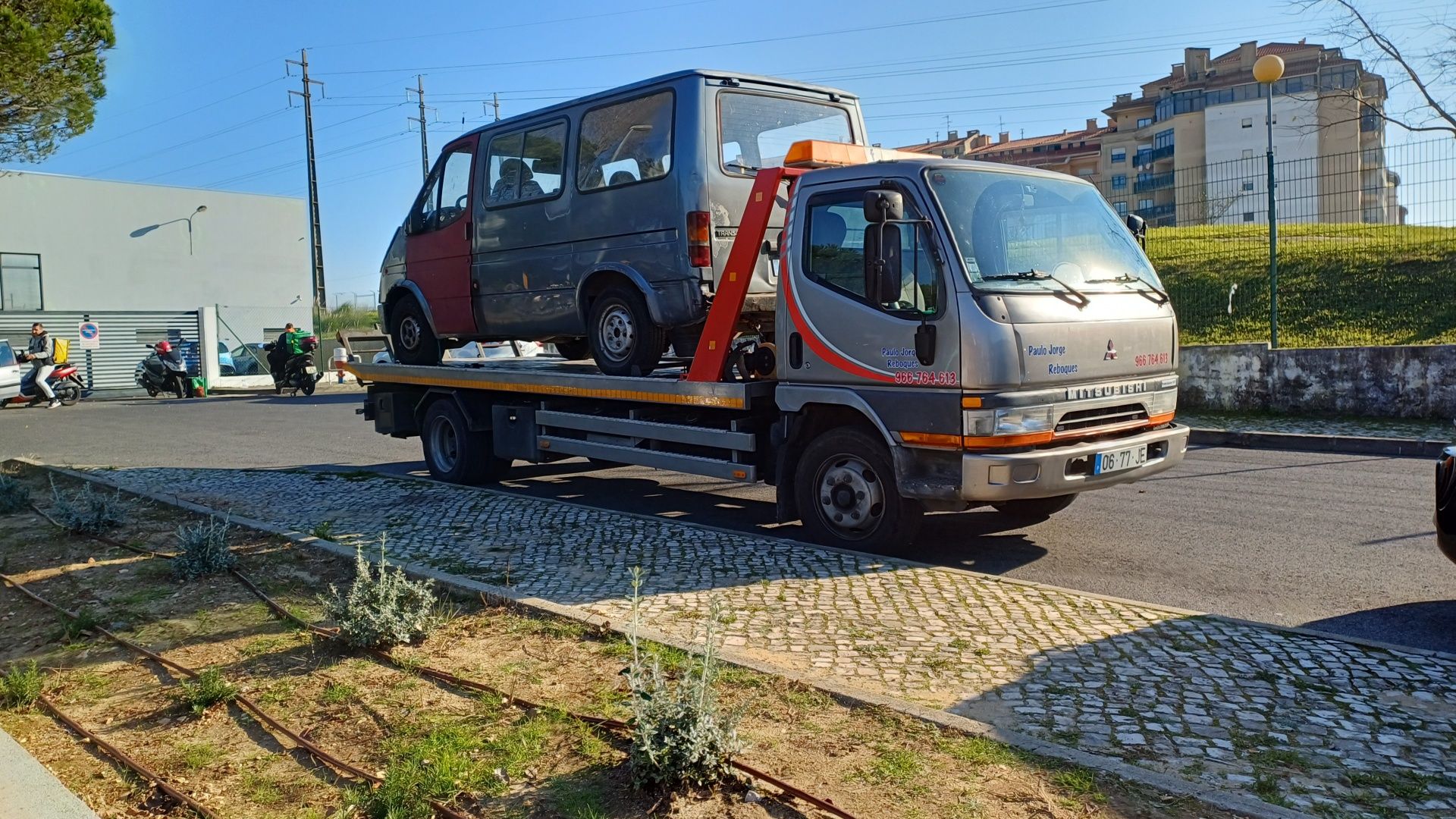 Serviços Pronto socorro reboques transportes carros