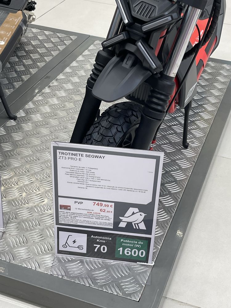 Trotinete Elétrica Segway ZT3 Pro