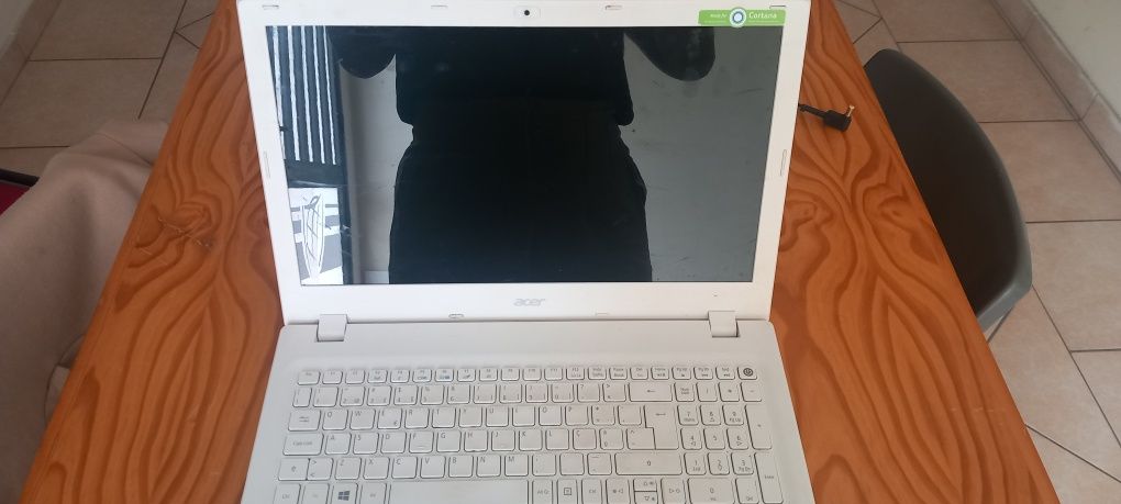 Notebook Branca - Acer