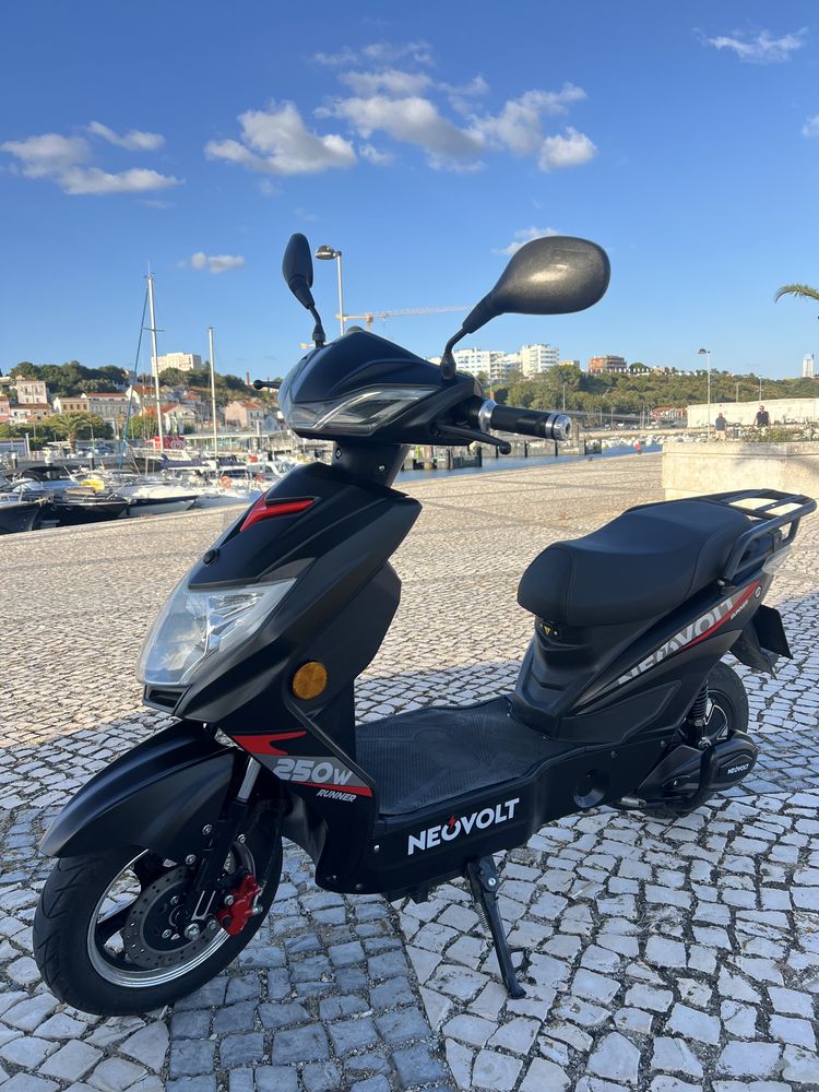 Mota neovolt runner