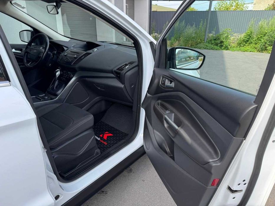 Продам  Ford Kuga 2017. Можна в розстрочку, під викуп.