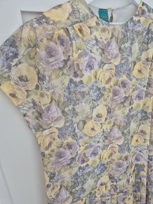 Elegancka wizytowa sukienka w kwiaty 46 na wesele na komunię