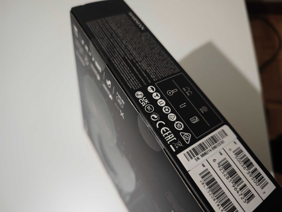 Fones JBL TUNE 520 BT (Novo e Selado)