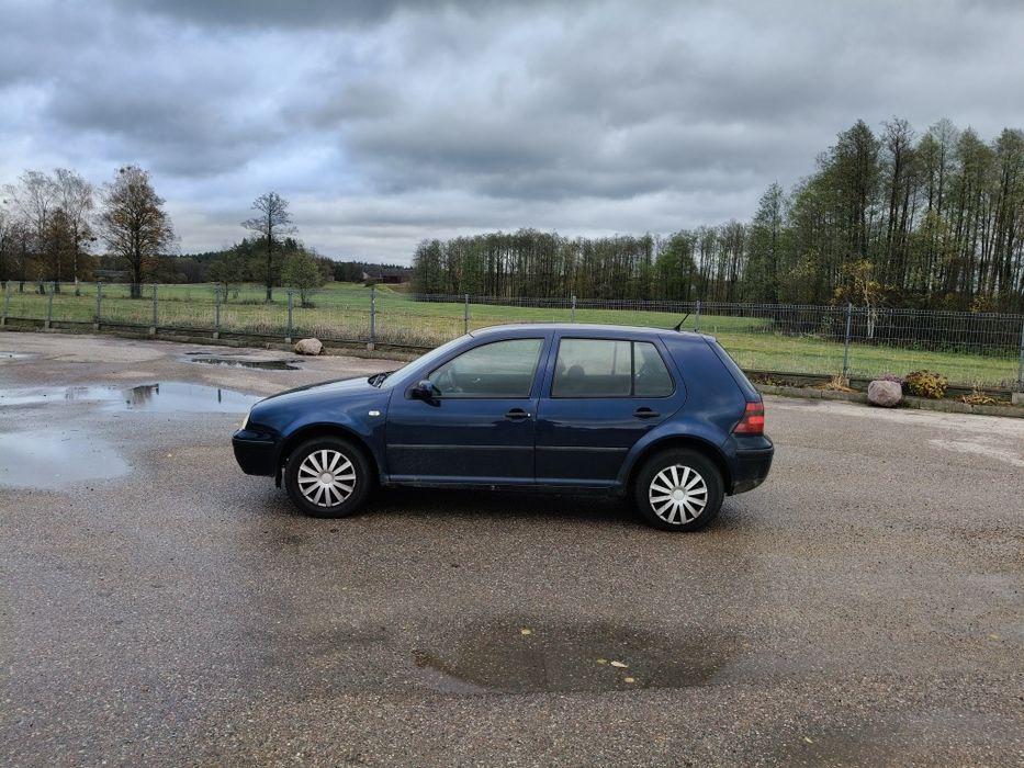 VW Golf 1.9 Tdi długie opłaty
