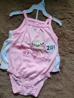 Zestaw body i spodenki 74 nowe