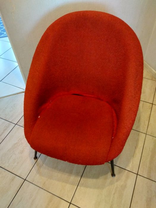 Do sprzedania fotel z dawnego NRD