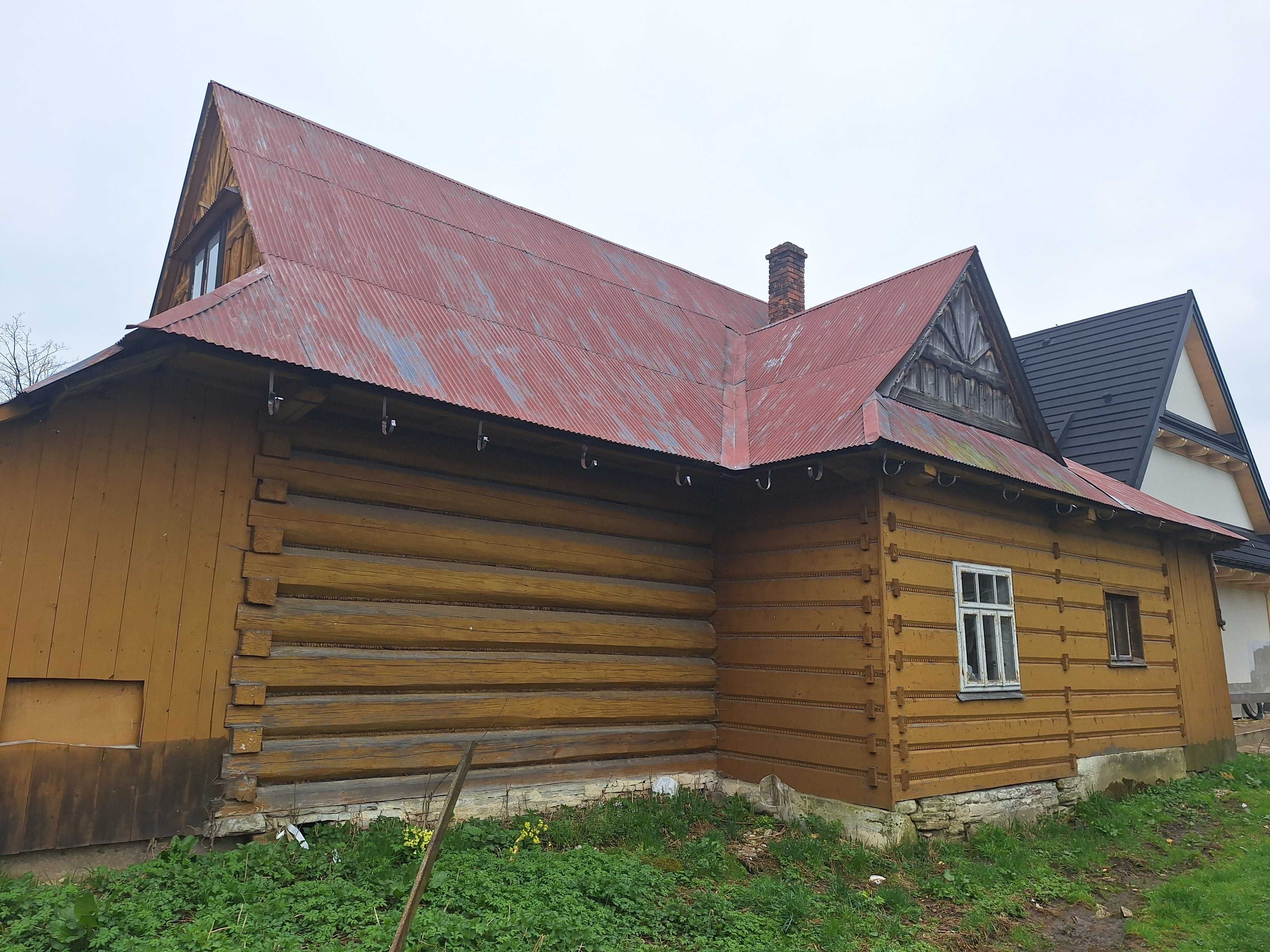 Dom drewniany do przeniesienia lub rozbiórki.