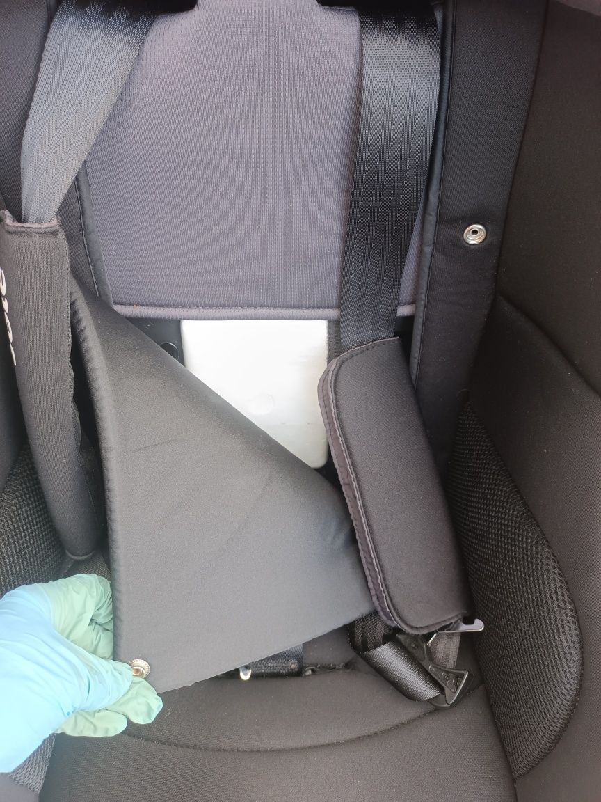 Fotelik obrotowy Joie 0-18 kg z bazą ISOFIX
