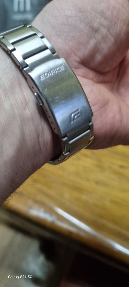 Продам  часы Casio efv-c110 edifice  с записной  книгой !