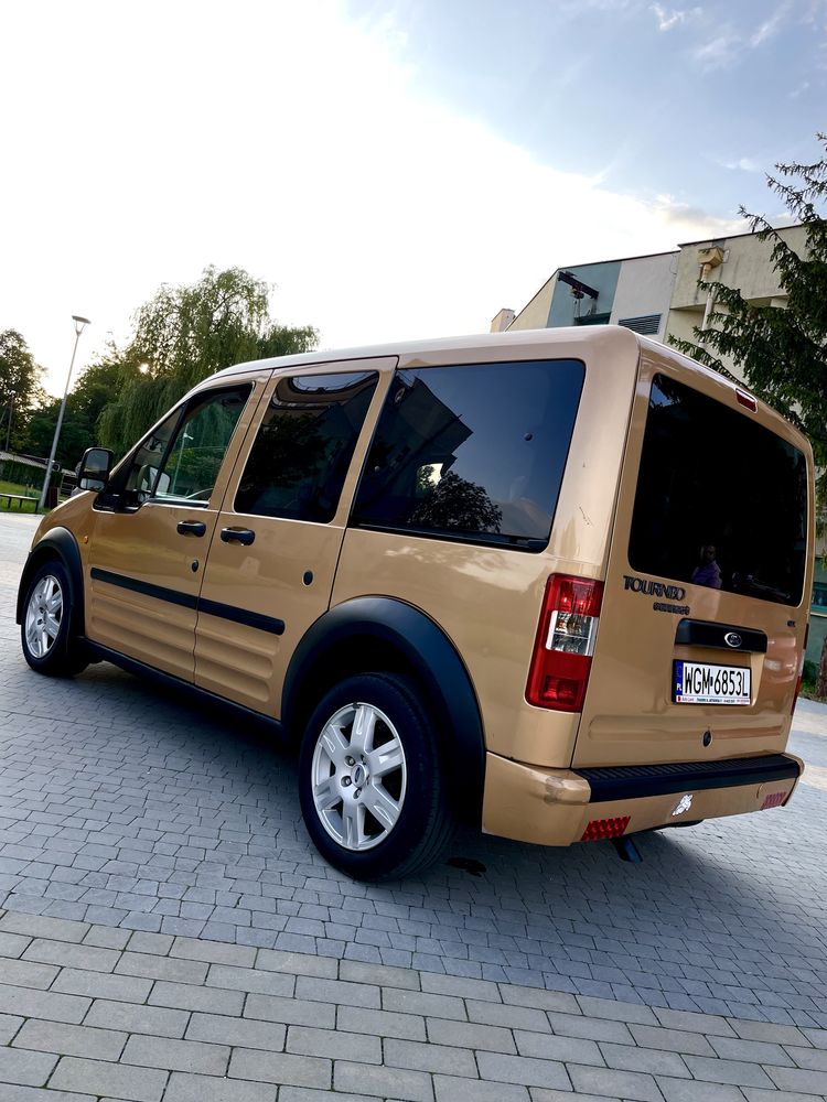 Ford tourneo connect 1.8tdci 110km bardzo zadbany gotowy do jazdy