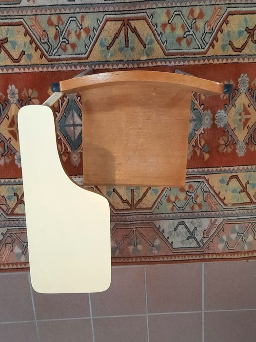 Cadeiras de Sala de Aula