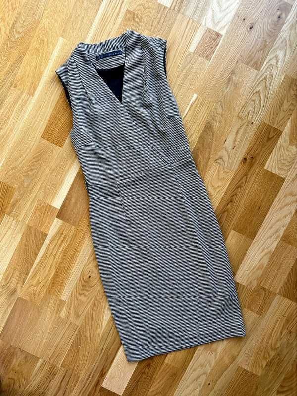 Ołówkowa jesienna sukienka w pepitkę Zara Basic r. XS