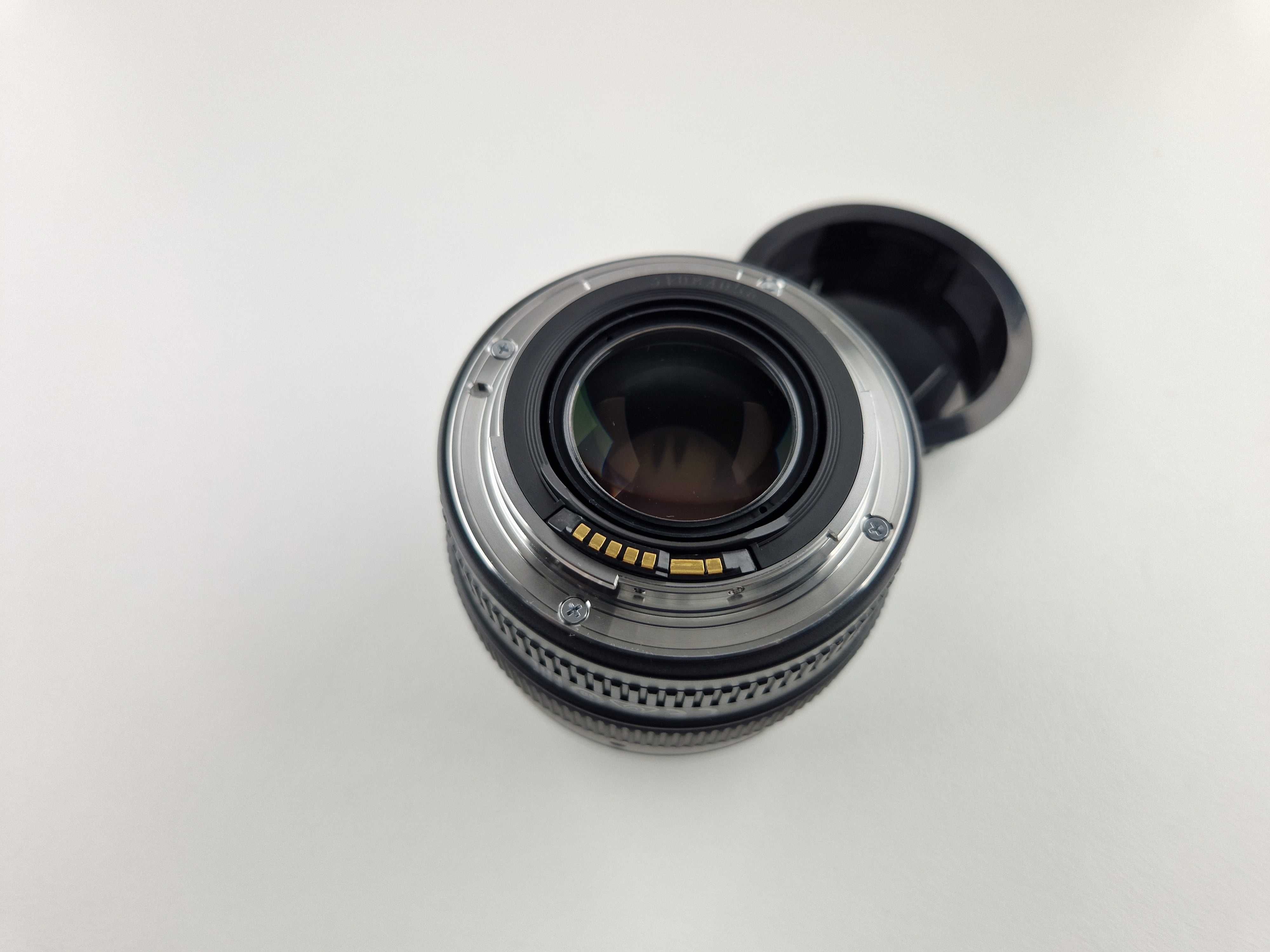.Obiektyw Canon 50mm 1:1.4 EF - jak nowy!