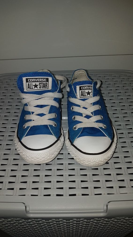 Trampki Converse r 28