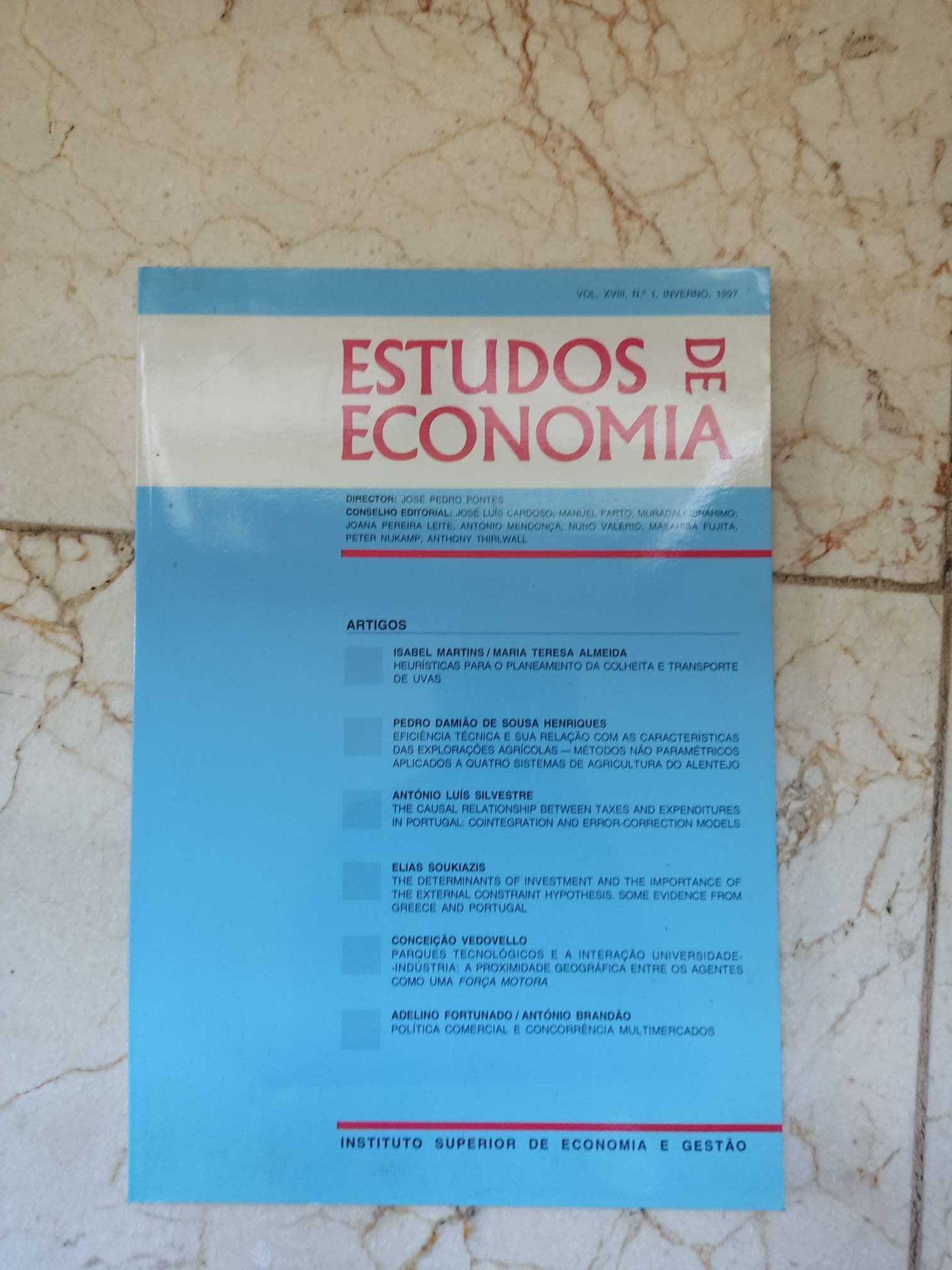 Estudos de Economia: 5 em 1