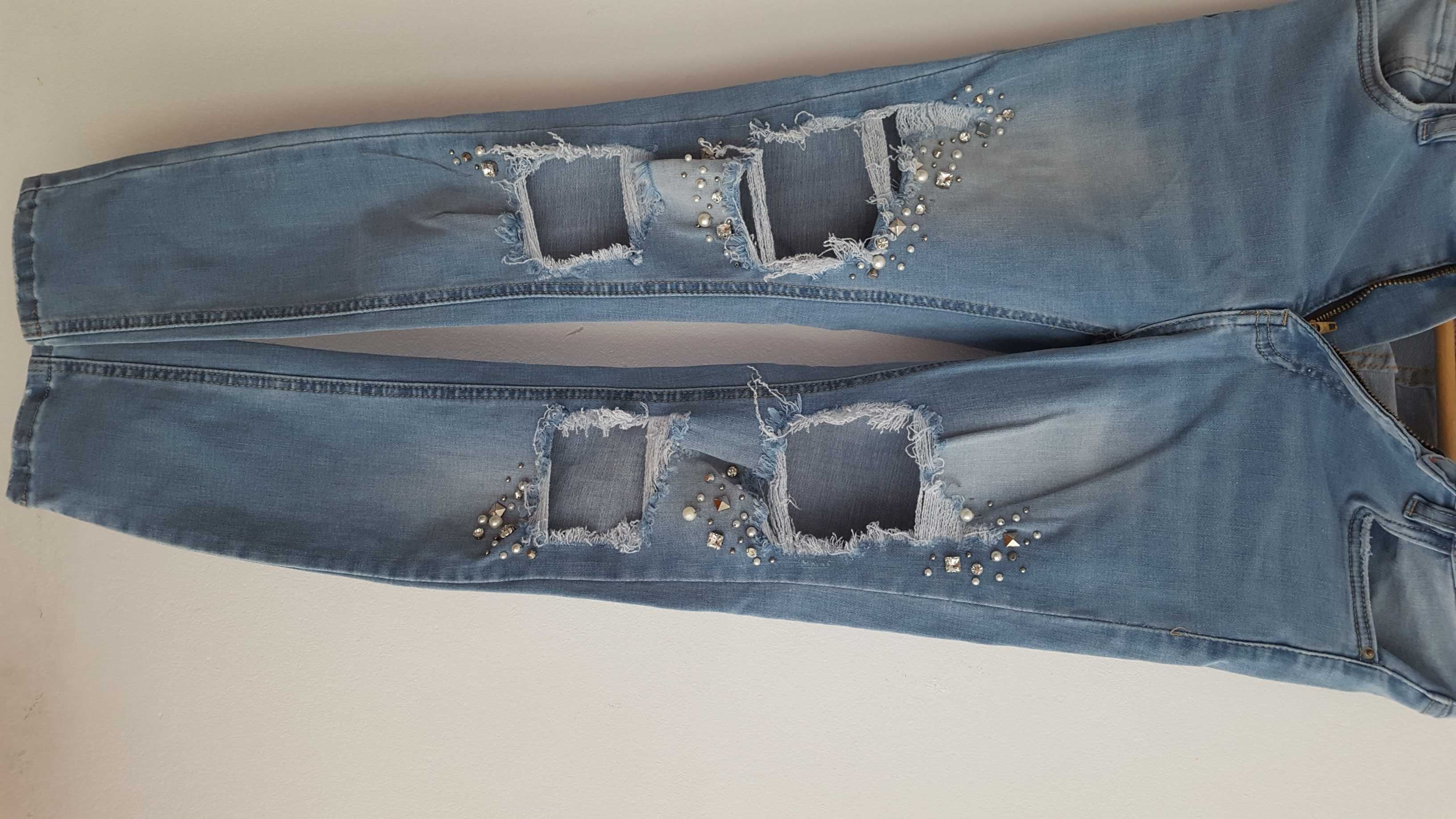 Spodnie dżinsowe jeans Queen Hearts Paris, M rozdarcia koraliki dżety