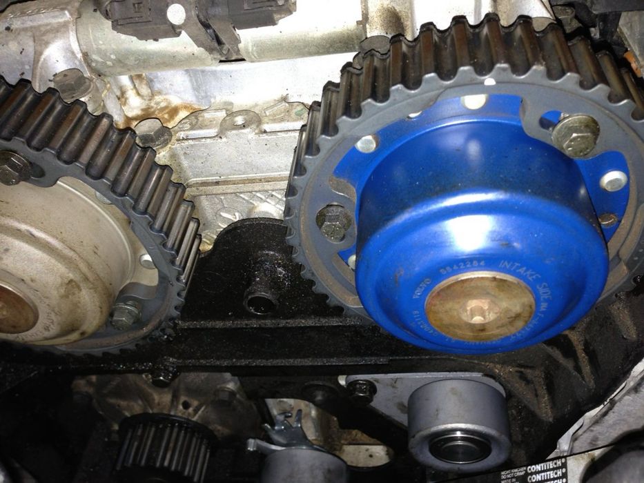 Шестерні розпредвалів , муфта volvo xc70,xc90 2,5T