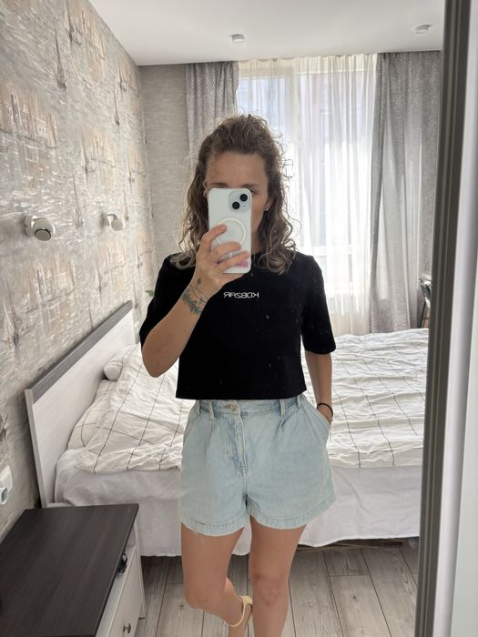 футболка укорочена оверсайз