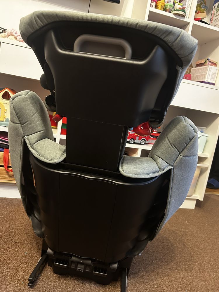 Автокрісло Recaro monza nova сіре