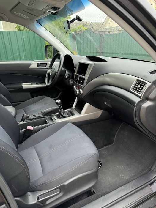 Розборка субару форестер запчастини subaru forester sh