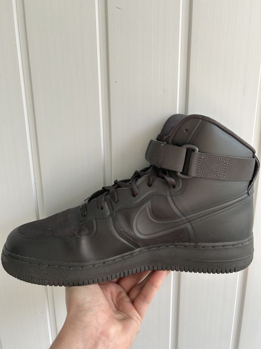 Ботинки Nike.