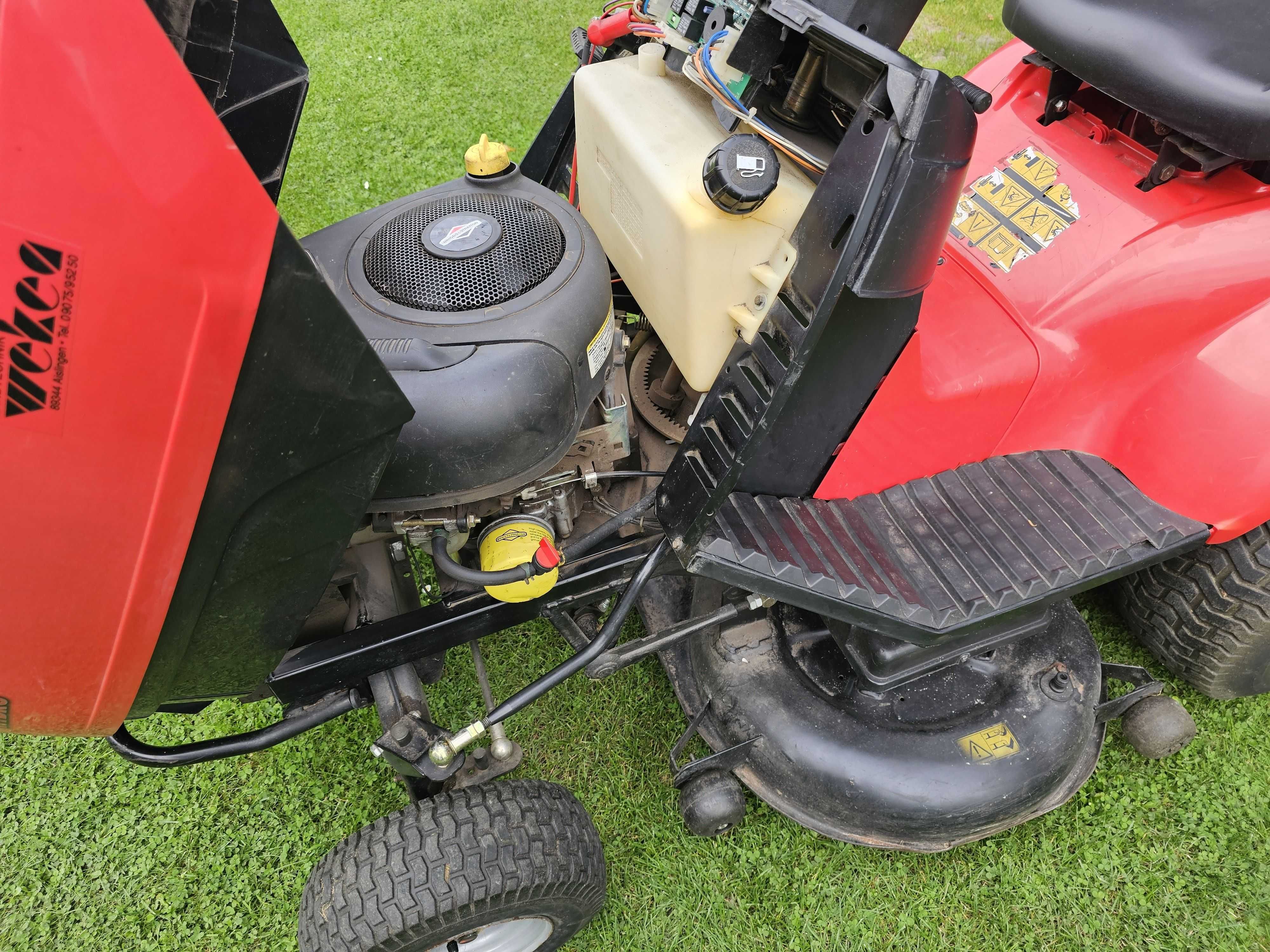 Traktorek Castel Garden TwinCut TCP 102 hydro