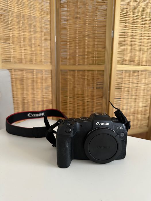 Canon EOS RP stan idealny plus adapter  Control Ring EF / EOS R