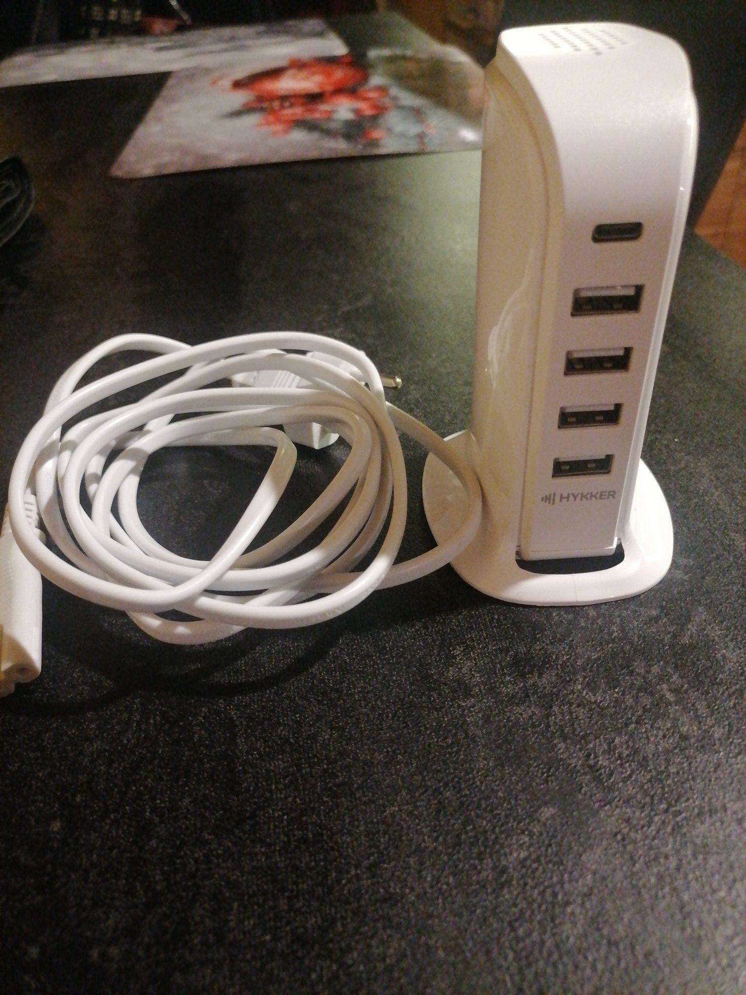 Stacja ładująca USB