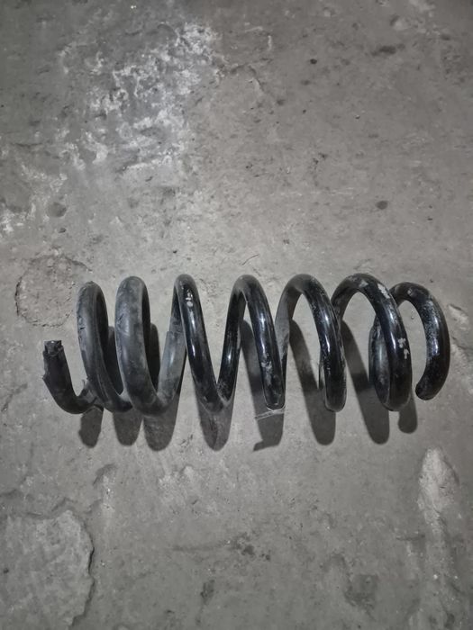 Пружина підвіски до BMW X5 (F56XM) 2023 року
Бажаю то