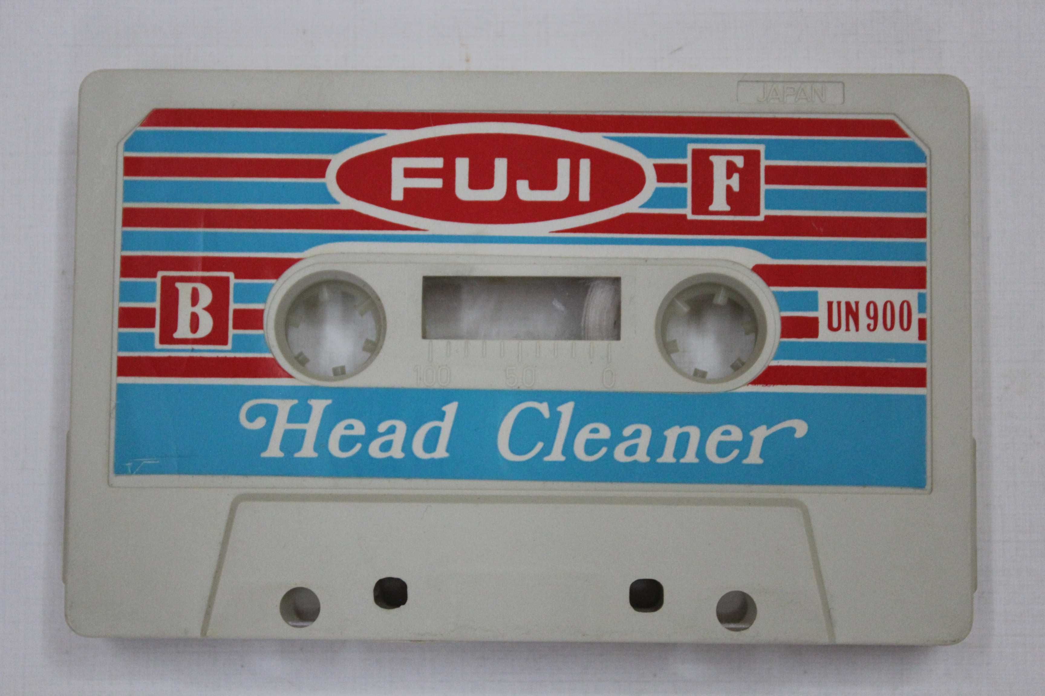 Чистящая магнитофонная кассета - FUJI F UN 900 head cleaner / Japan