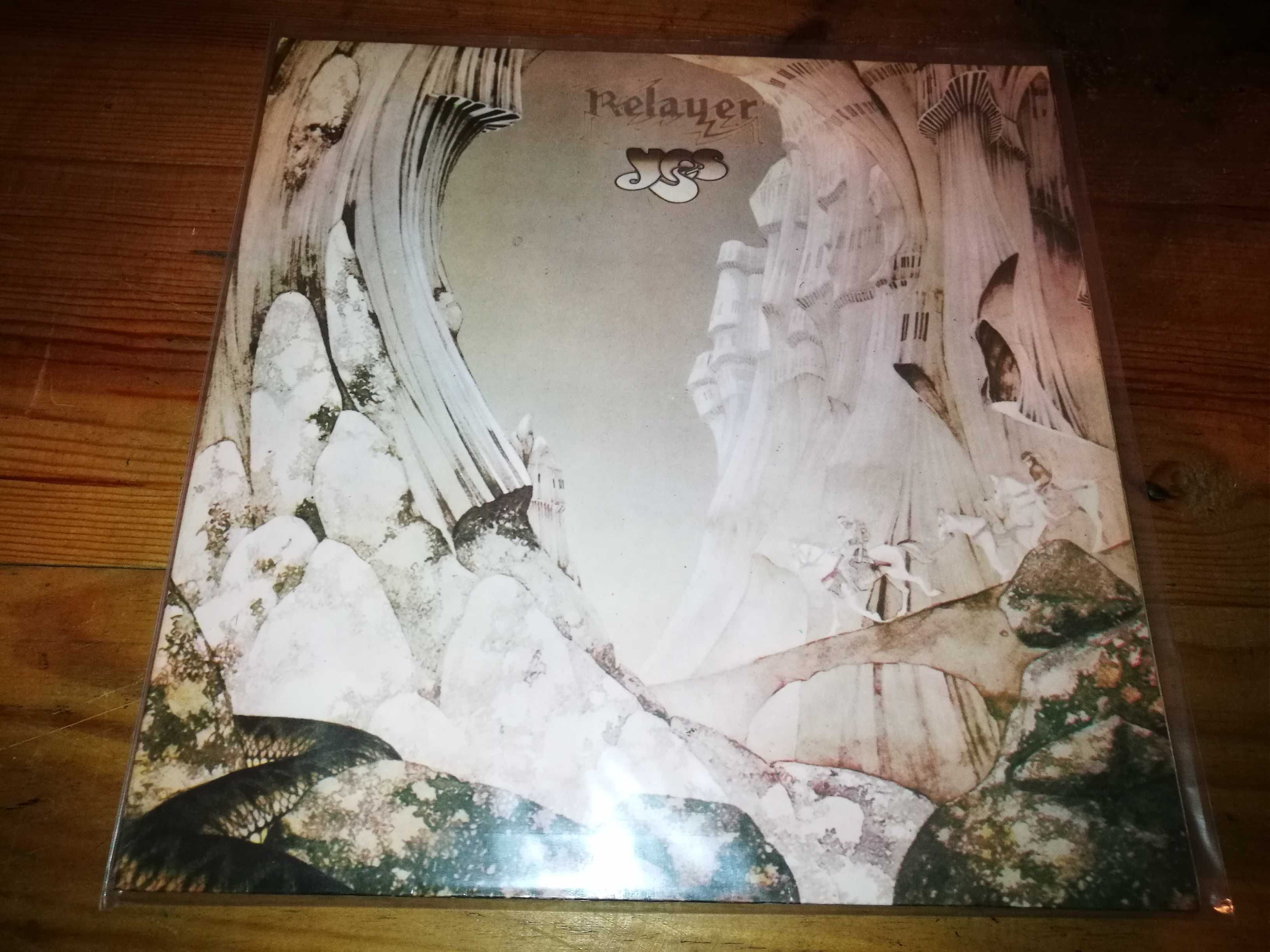 YES - RELAYER -   Ed Portuguesa -GATEFOLD - 1974 LP