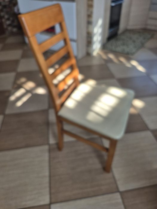 Stół drewniany + 6 krzeseł