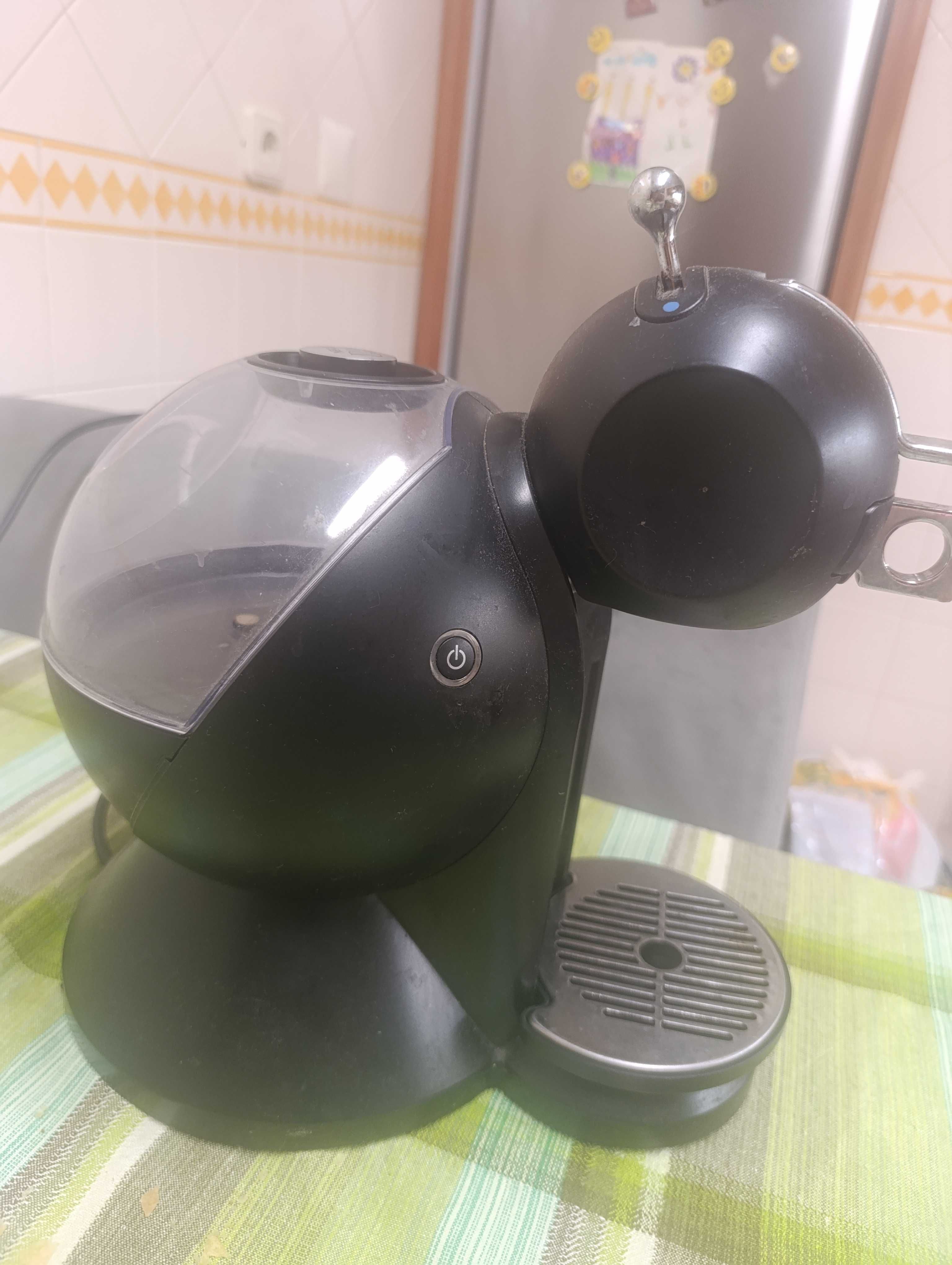 Krups Dolce Gusto como nova sem marcas de uso. ÓTIMA!
