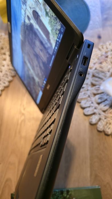 Laptop / ultrabook dell latitude e7450 core i5, 16gb ram