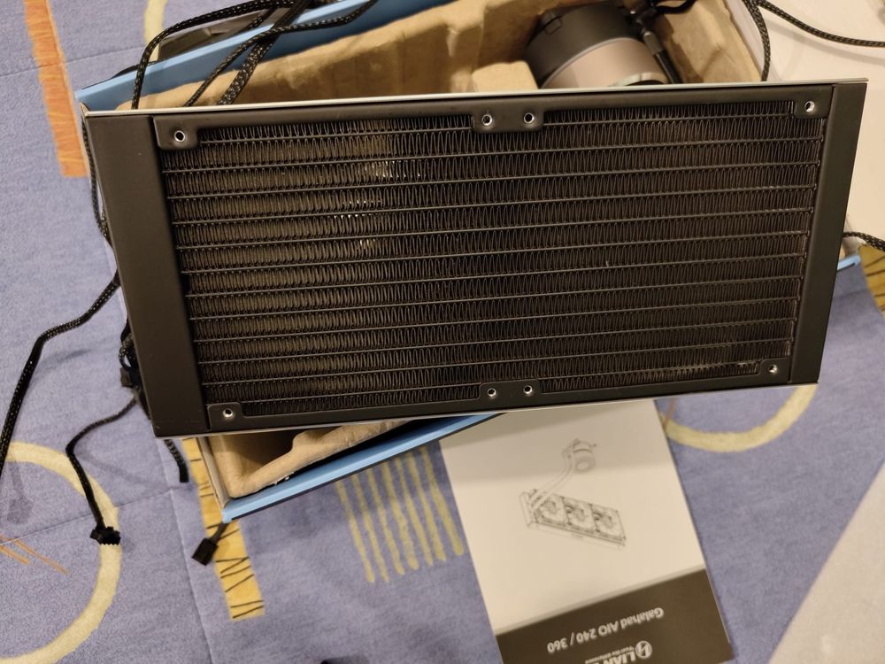 Water Cooler CPU AIO Lian Li GALAHAD RGB 240mm