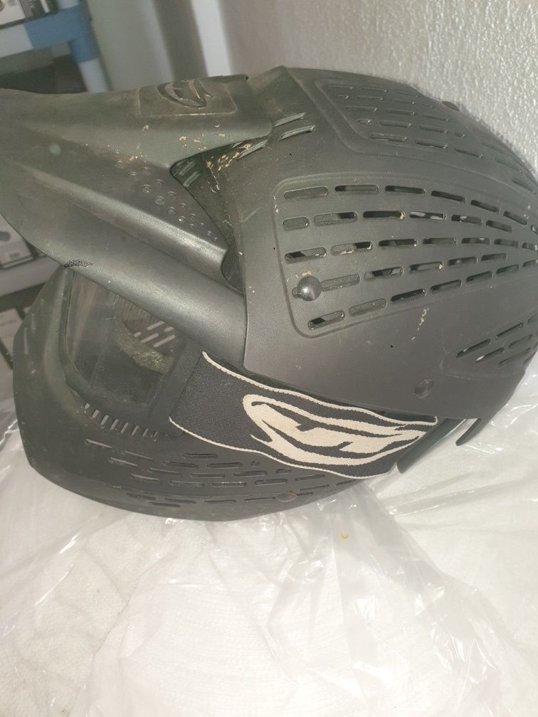 Capacete airsoft com máscara