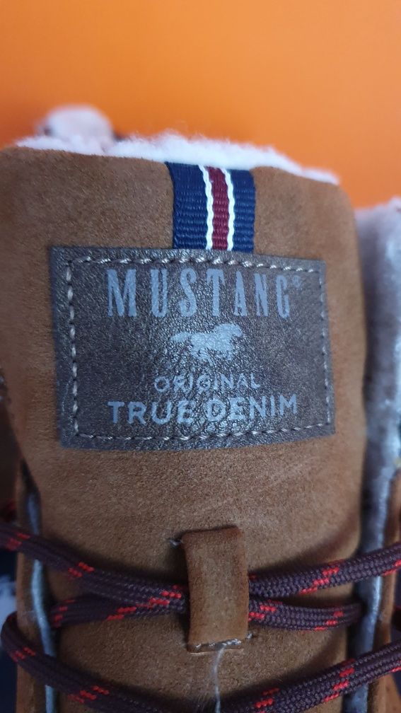 Buty męskie zimowe ocieplane Mustang w rozmiarze 46 / wkładka ma 30 cm