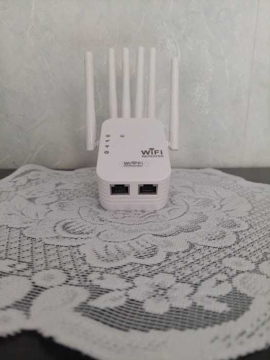 Wzmacniacz sygnału Wi FI 6 model roku 2025