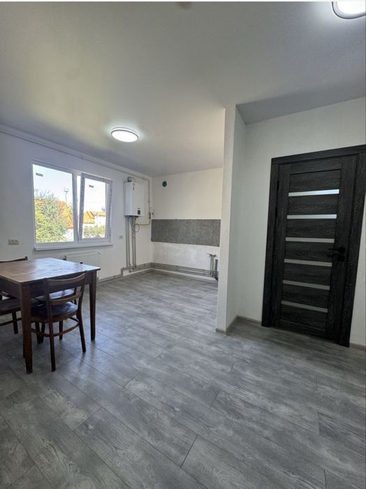 Продаж 1-кімнатної квартири з ремонтом в Брошнів-Осада