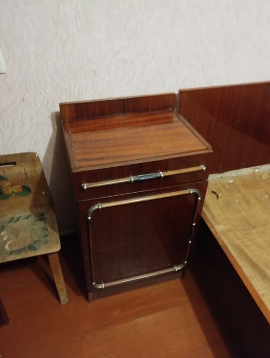 Продам шафу в прихожу