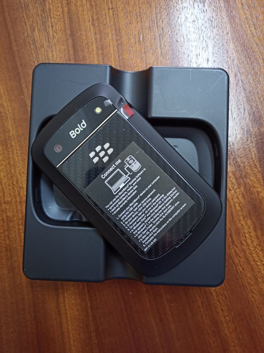 BlackBerry Bold 9900 Gama Empresarial - NOVO