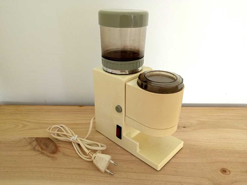 Moinho De Café Com Doseador 150W - Brid